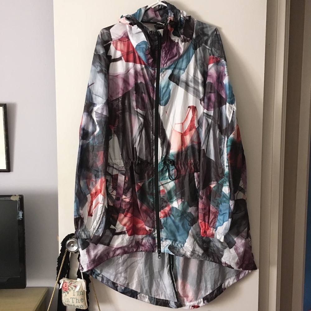PUMA Multicolor Print Hip Hop Oversized Hooded Nylon Windbreaker M